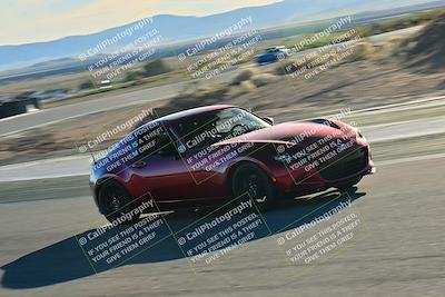 media/Dec-13-2025-Extreme Speed (Sat) [[d129ecb0b9]]/Beginner/Session 3 (Turn 5)/